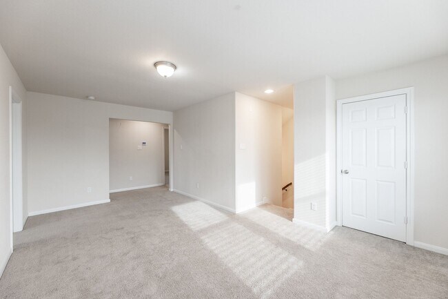 Building Photo - 18011 Alton Springs Dr