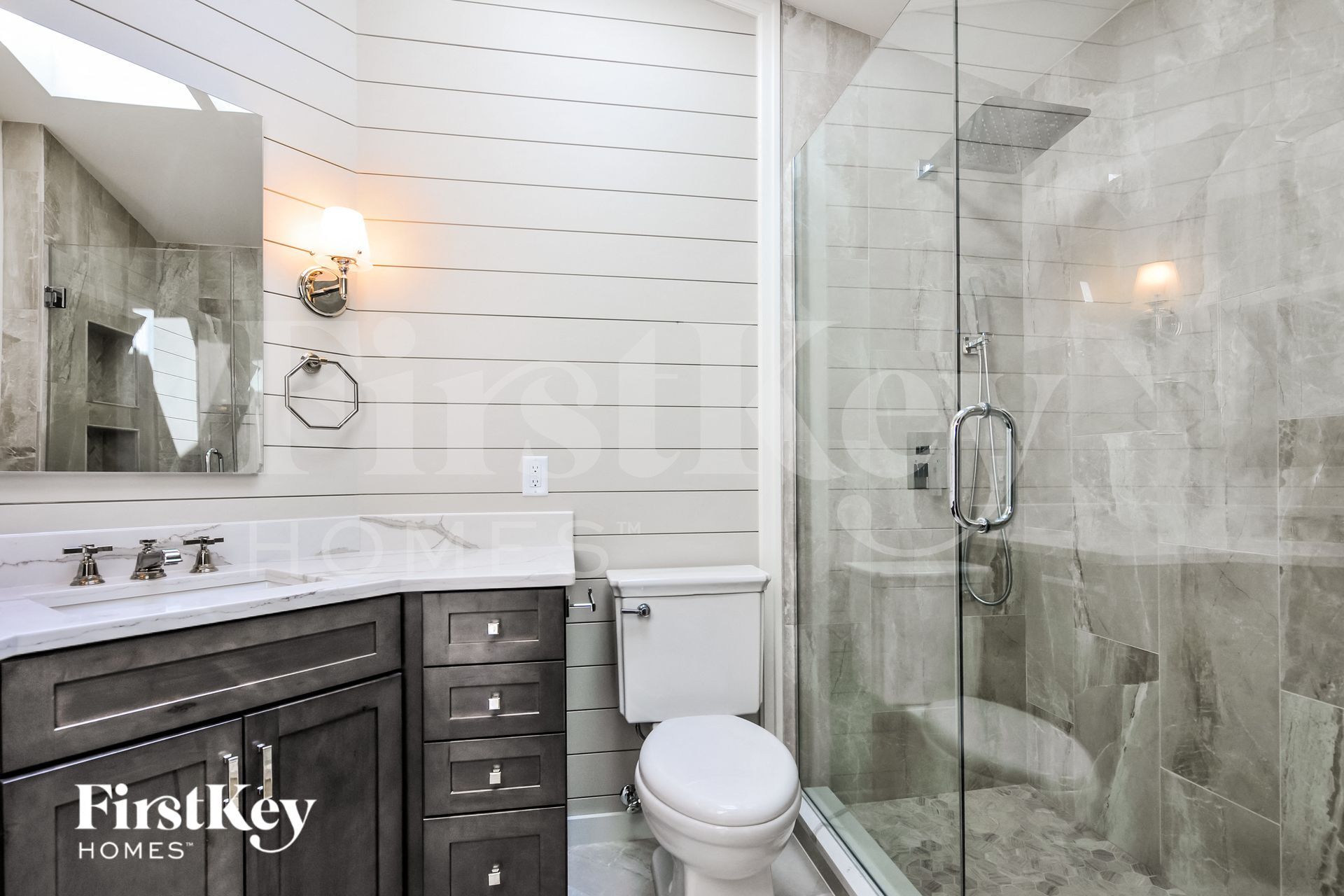 Building Photo - 11 Savoy Dr