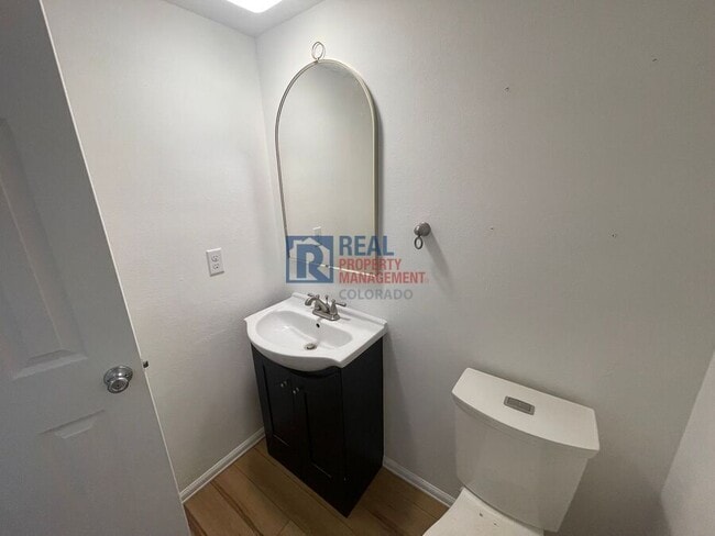 Building Photo - 1224 Cree Dr