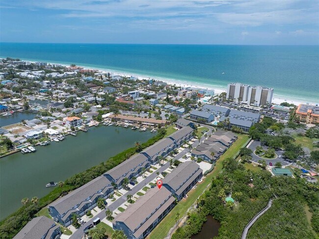 Building Photo - 802 Hidden Harbour Dr