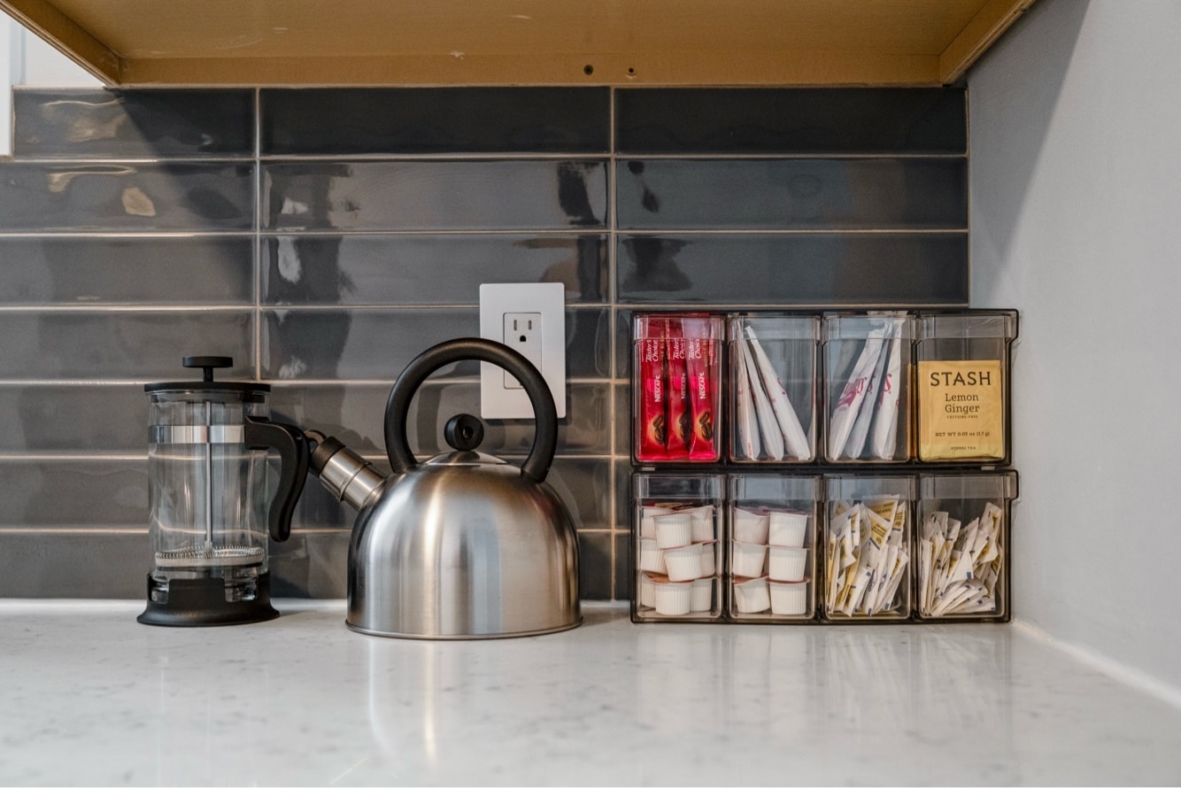 Building Photo - 2800 E Thomas St