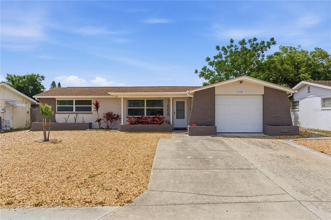 Building Photo - 7608 Sue Ellen Dr