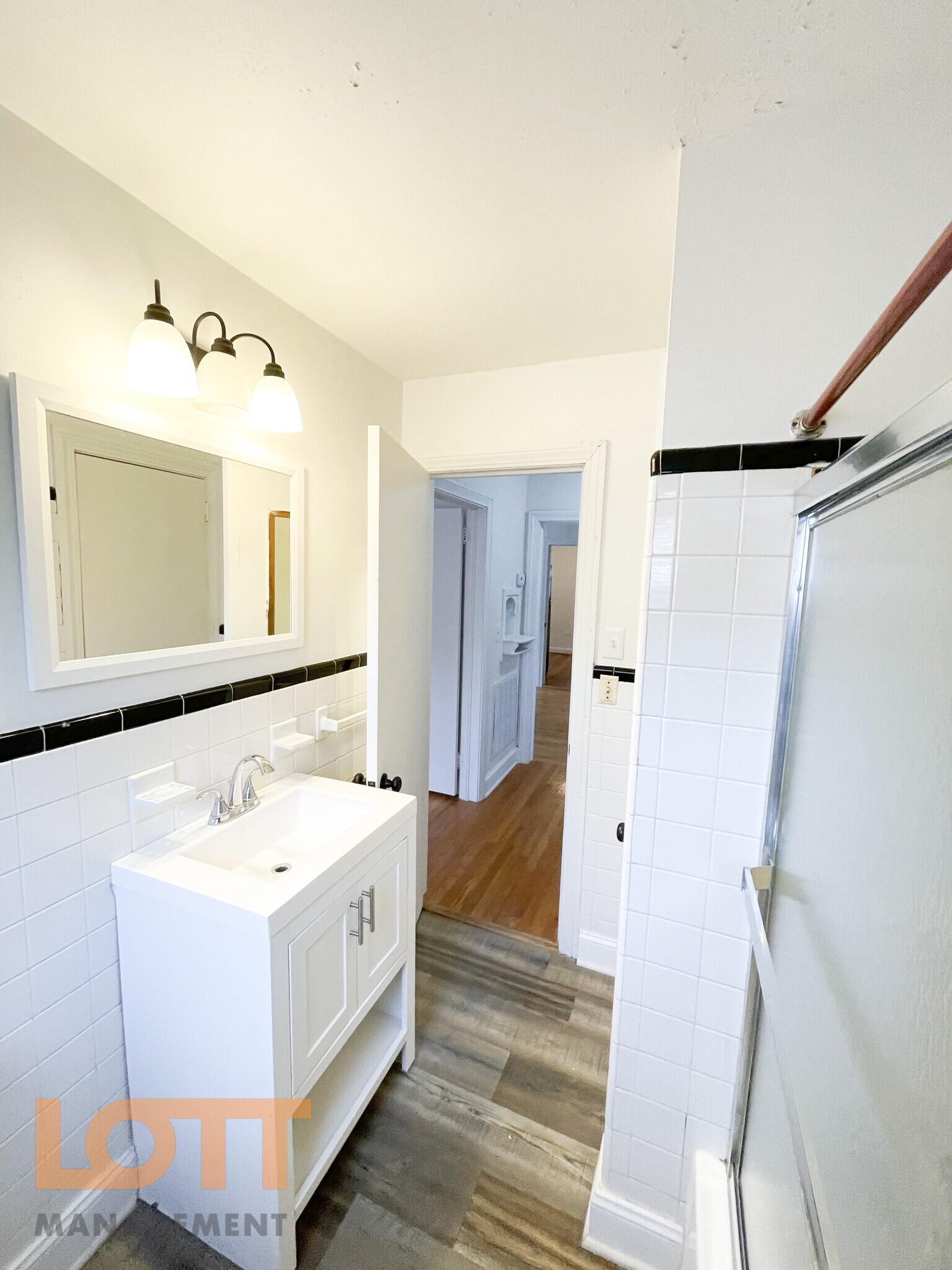 Building Photo - 3 Juanita Ct