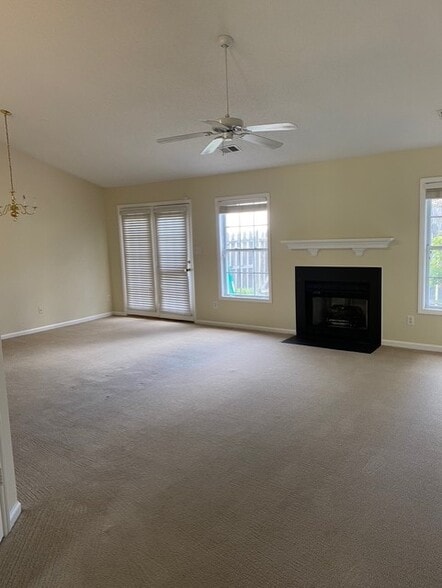 great room towards rear patio - 3923 Cloverwood Meadow Ln