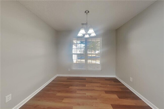 Building Photo - 257 Ashland Park Ct SE