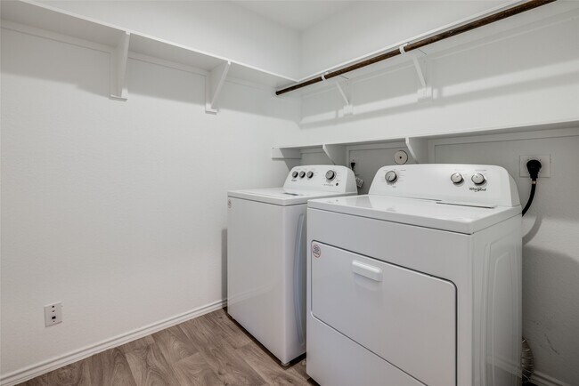 Building Photo - 20818 Marigold Meadows St