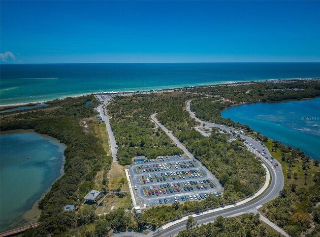 Building Photo - 1502 Cottonwood Terrace