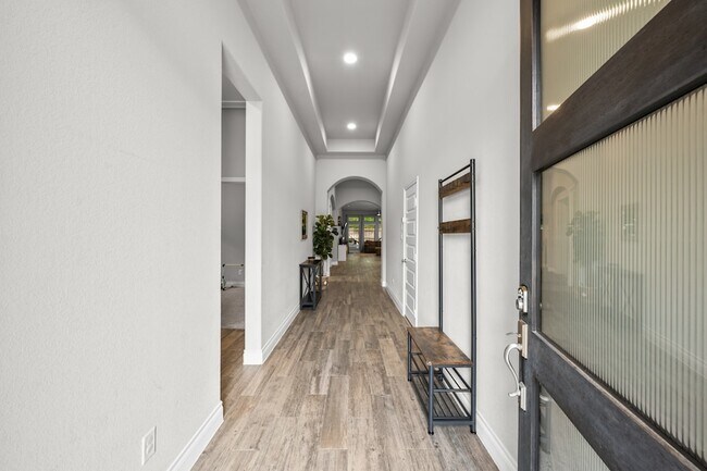 Building Photo - 8136 Tyrell Hgts Rd
