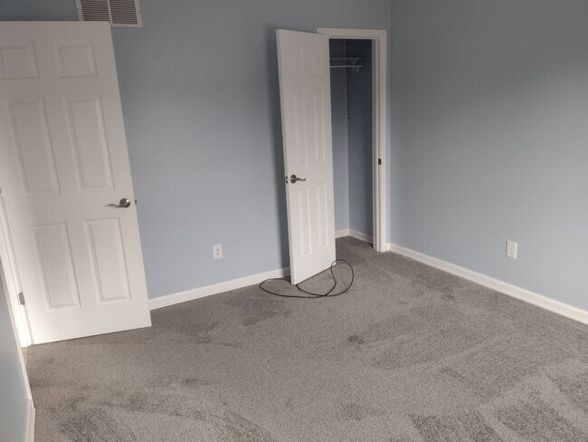 Building Photo - 4550 Bimini Dr