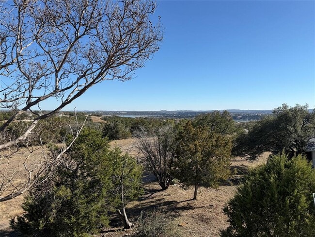 Building Photo - 3205 MacArthur Ave