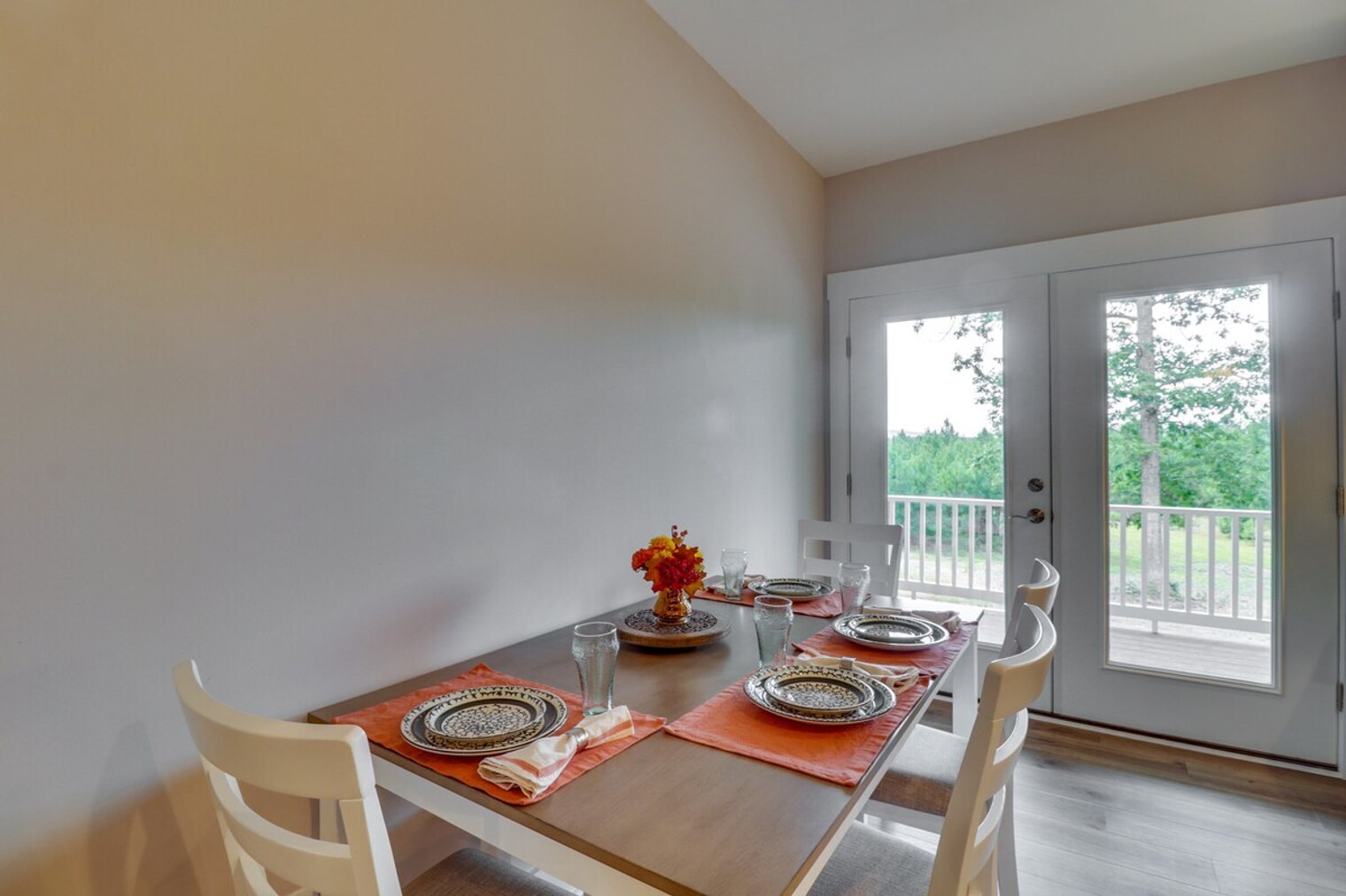 Building Photo - 5034 Burnley Rd