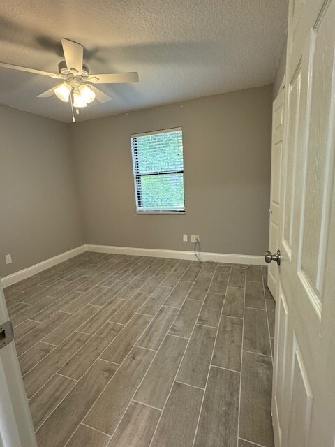 Building Photo - 3455 Remler Dr S