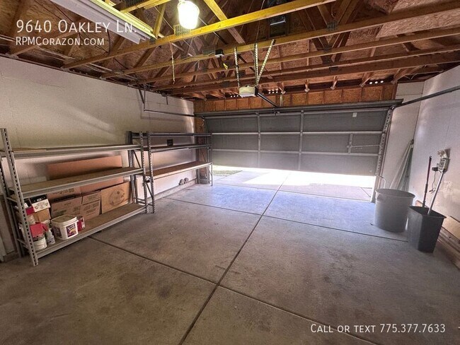 Building Photo - 9640 Oakley Ln