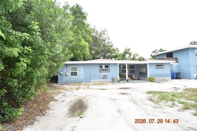 Building Photo - 419 Stremma Rd
