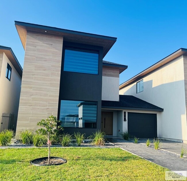 Building Photo - 4610 Juniper Cir