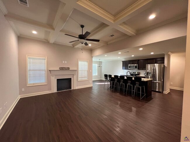 Building Photo - 122 Boundary Dr