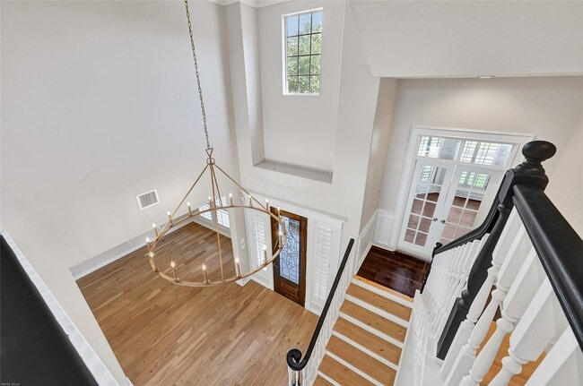 Building Photo - 15222 Hilltop View Dr