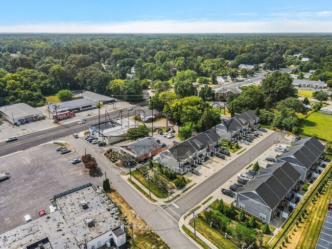 Building Photo - 4509 Josephine Ln