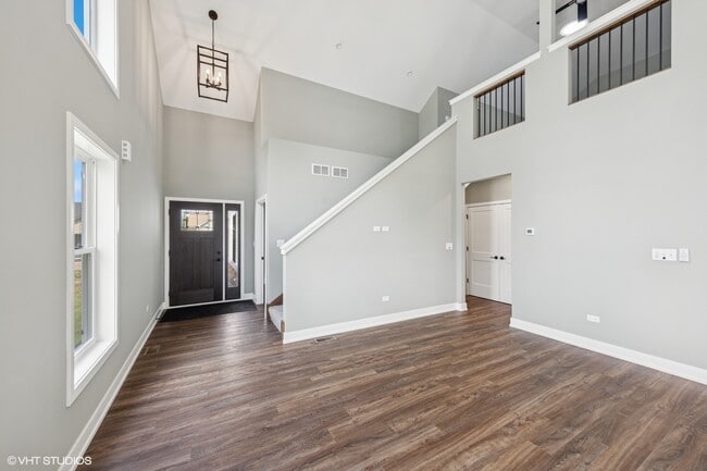 Building Photo - 534 Sudbury Cir