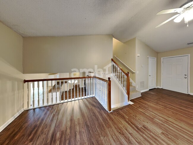 Building Photo - 32 Alston Ln SW