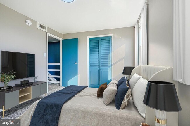 Building Photo - 800 Seckel Ct