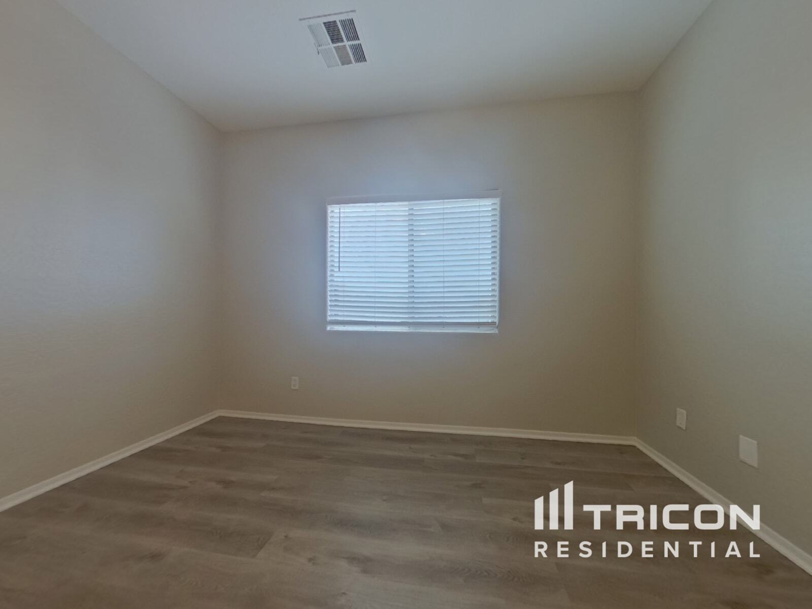 Building Photo - 11409 W Mountain View Dr