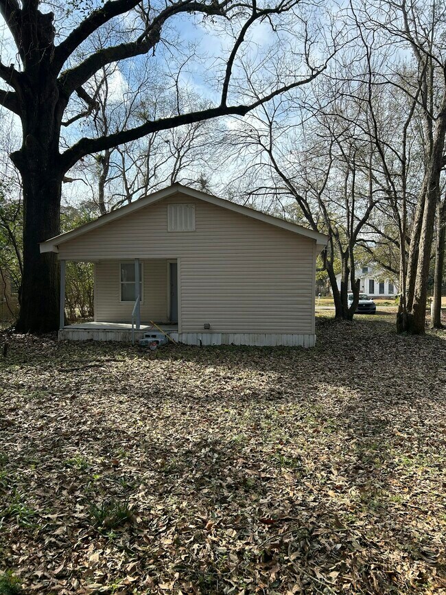 Building Photo - 139 Durant Ave