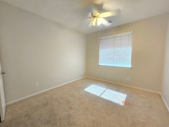Building Photo - 18631 Mosshill Estates Ln
