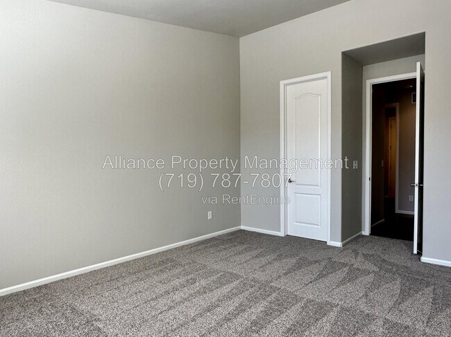 Building Photo - 2075 Bobcat Valley Ct