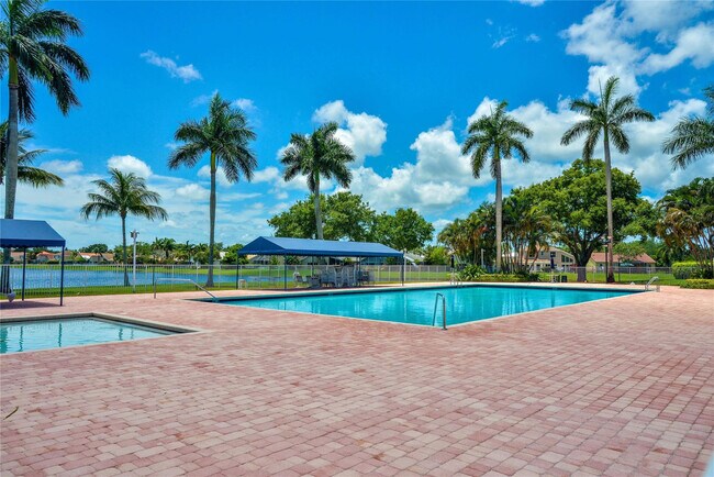 Building Photo - 18813 Cloud Lake Cir