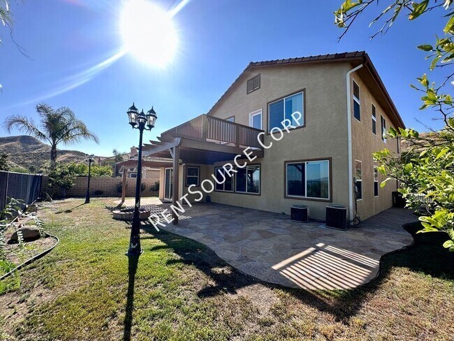 Building Photo - 28479 Falcon Crest Dr