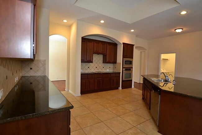 Building Photo - 6606 Cadogan Ct