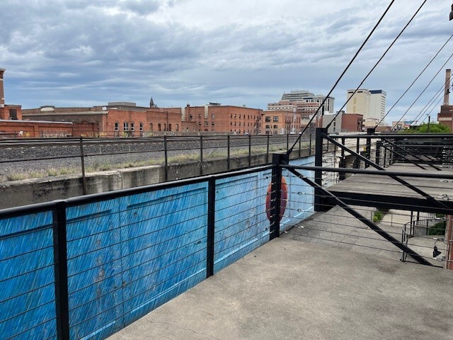 Building Photo - Autolofts