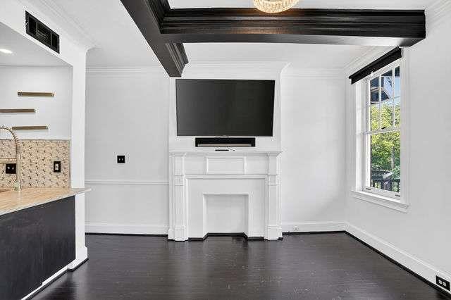 Building Photo - 2840 Peachtree Rd