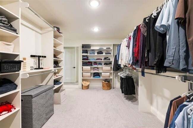 Building Photo - 4 Bedroom 2.5 Bath 2 Car Garage in Quail C...
