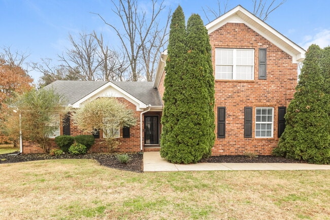 Building Photo - 2013 St Andrews Dr