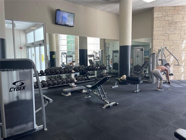 Building Photo - 5151 Collins Ave