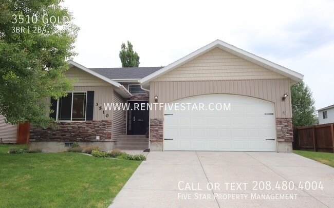 Primary Photo - 3510 Golden Ave