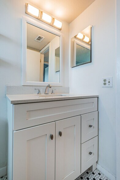 Building Photo - 4050 4th St N