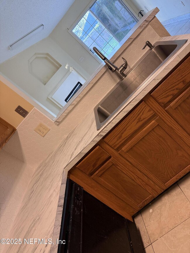 Building Photo - 7838 Springtime Ln