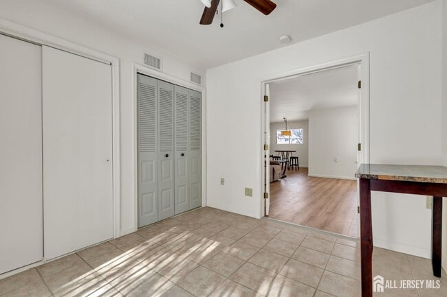 Building Photo - 603 Jacob Ct