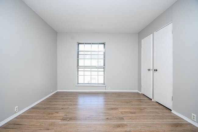 Building Photo - 4258 Belle Park Dr