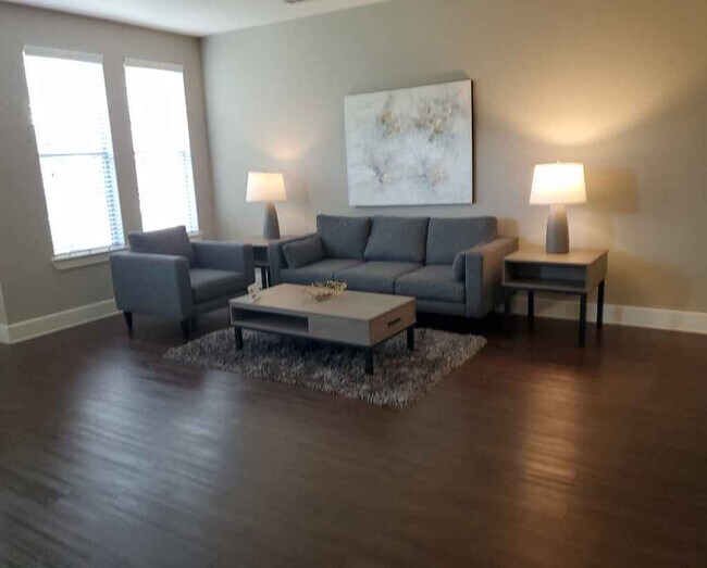 Building Photo - 2017 Al Lipscomb Way