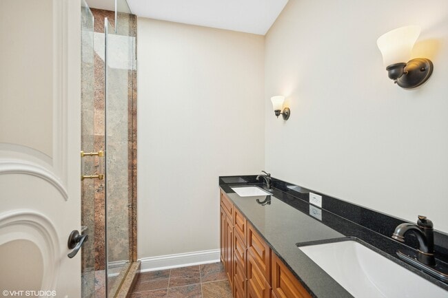Building Photo - 2305 Tennyson Ln
