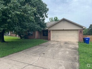 Building Photo - 3 Bed 2 Bath Home