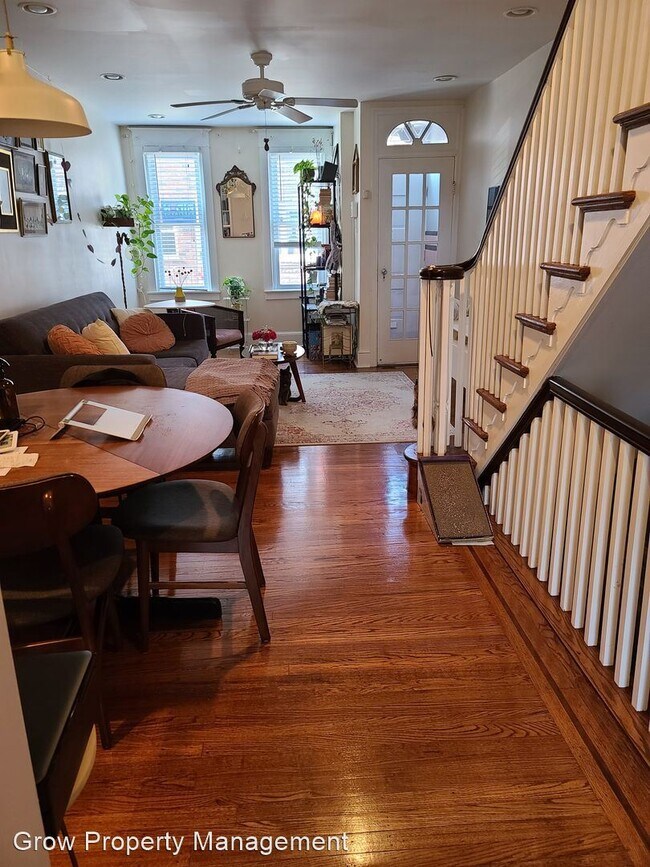 Primary Photo - 2 br, 1.5 bath House - 929 Sigel Street