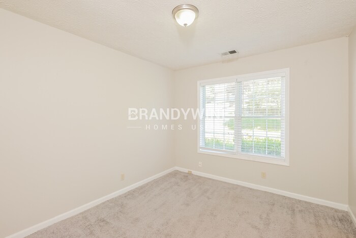 Building Photo - 270 Allatoona Rd