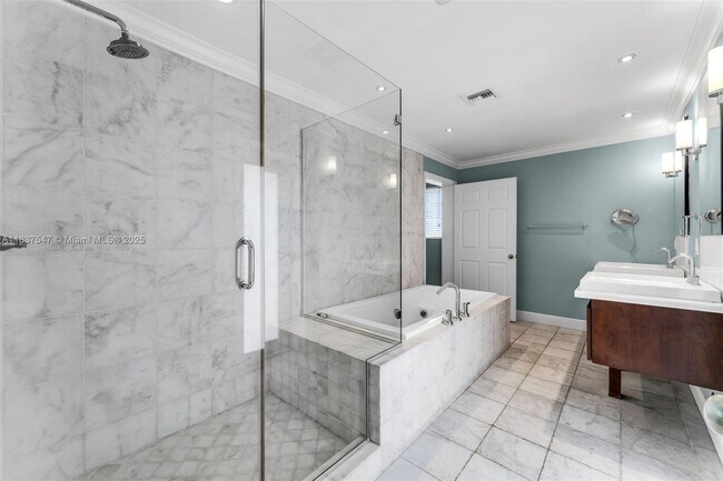 Building Photo - 7451 SW 133rd St