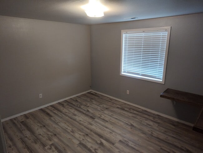 Building Photo - 4211 Holland Ln