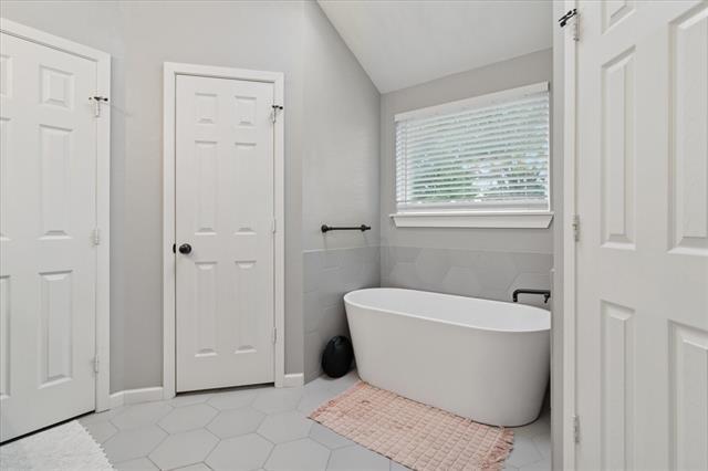 Building Photo - 4524 Early Morn Dr